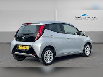 Used Toyota AYGO 2021 for sale - 76186941: Photo 3