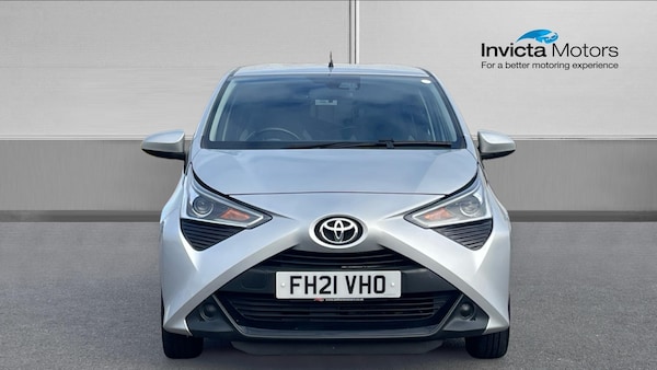 Used Toyota AYGO 2021 for sale - 76186941: Photo 8