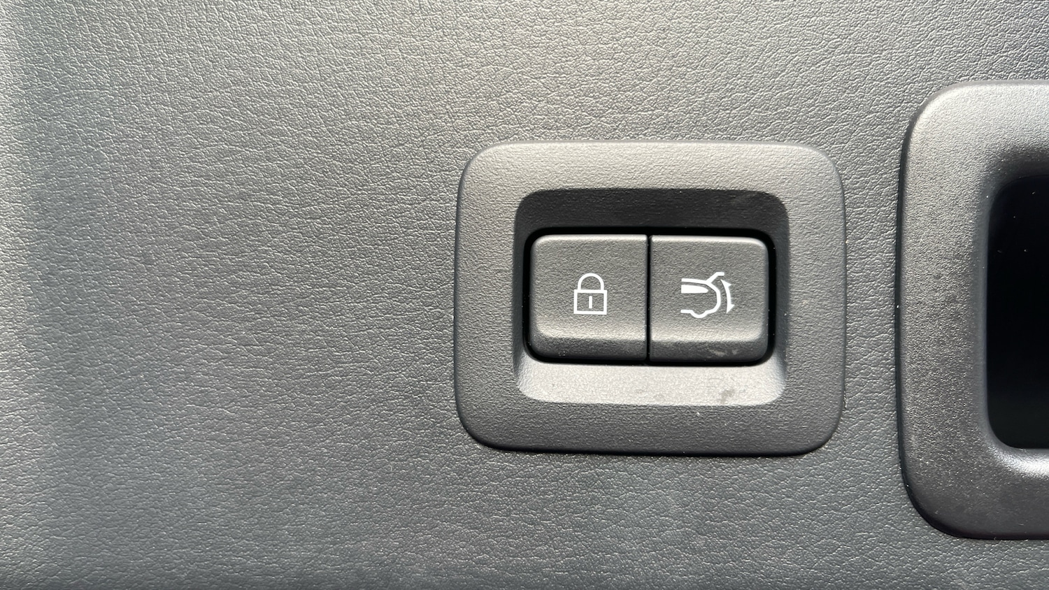 Used Mazda CX-30 2022 for sale - 76396789: Photo 22