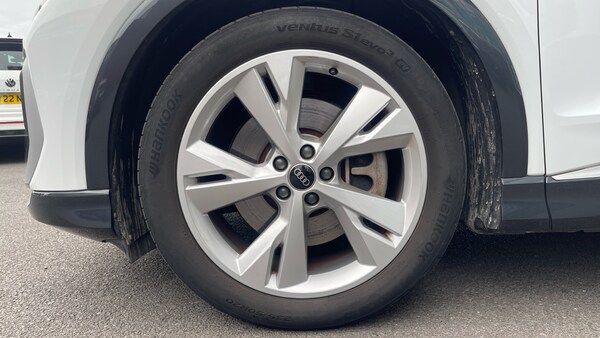 Used Audi Q4 e-tron 2023 for sale - 75113754: Photo 17