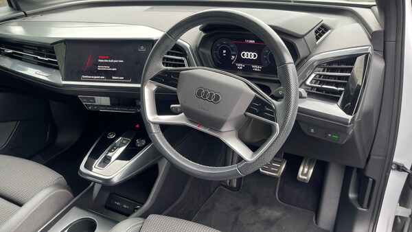 Used Audi Q4 e-tron 2023 for sale - 75113754: Photo 9