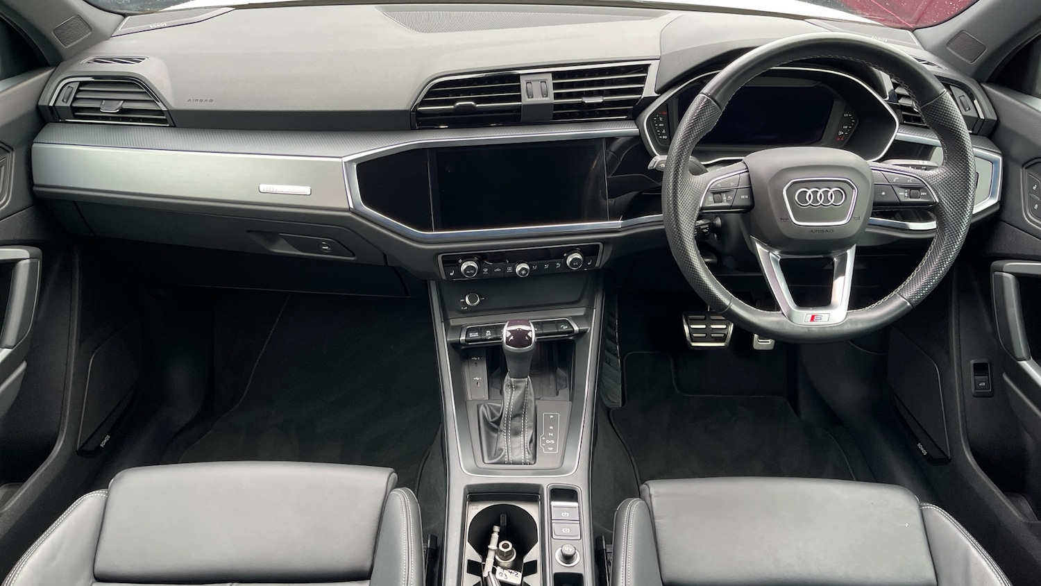 Used Audi Q3 2023 for sale - 76699579: Photo 11