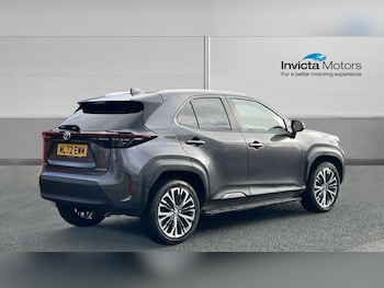 Used Toyota Yaris Cross 2022 for sale - 77228166: Photo