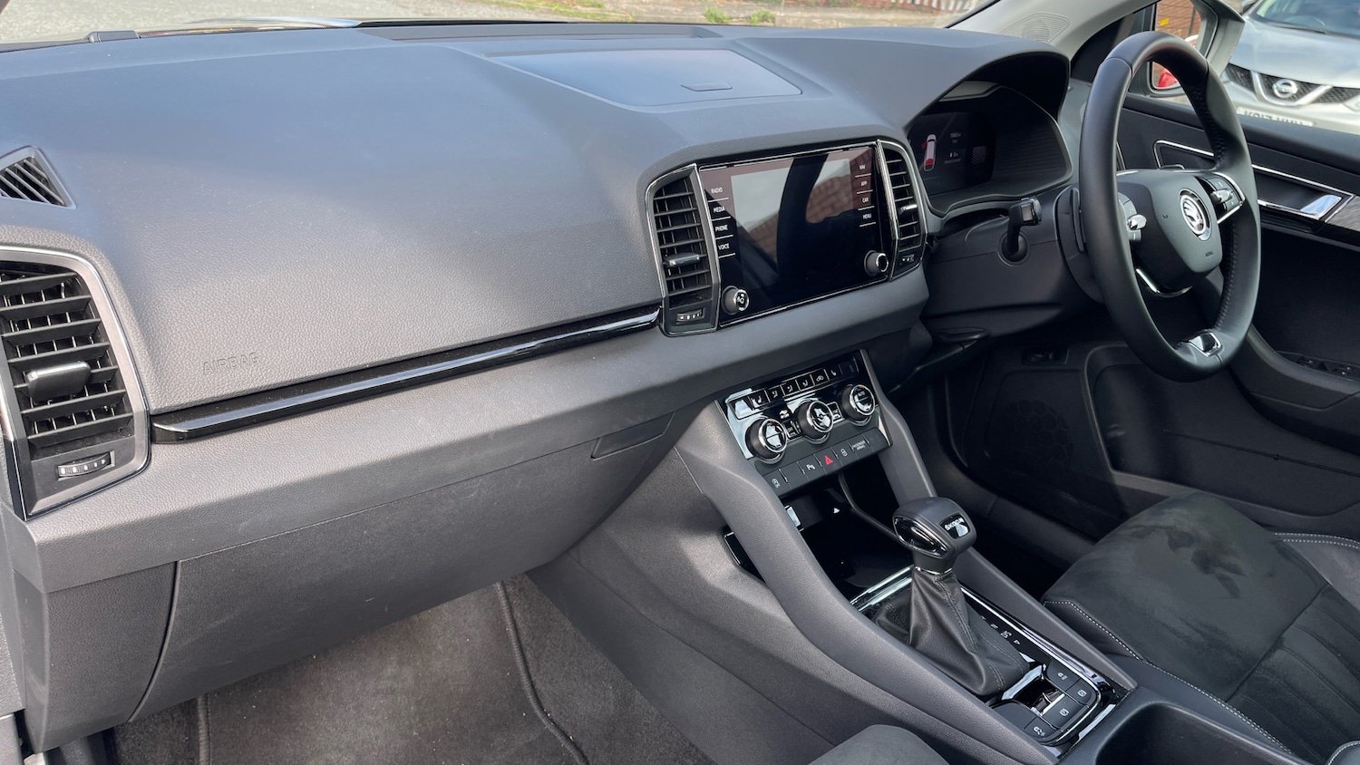 Used Skoda Karoq 2024 for sale - 78018214: Photo 10