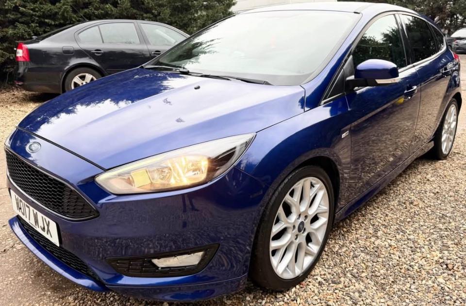 Used Ford Focus 2017 for sale - 77844708: Photo 2