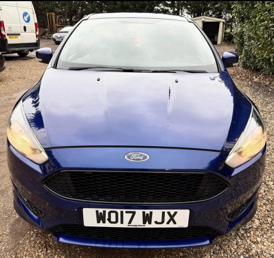 Used Ford Focus 2017 for sale - 77844708: Photo 3