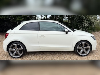 Used Audi A1 2011 for sale - 78967777: Photo