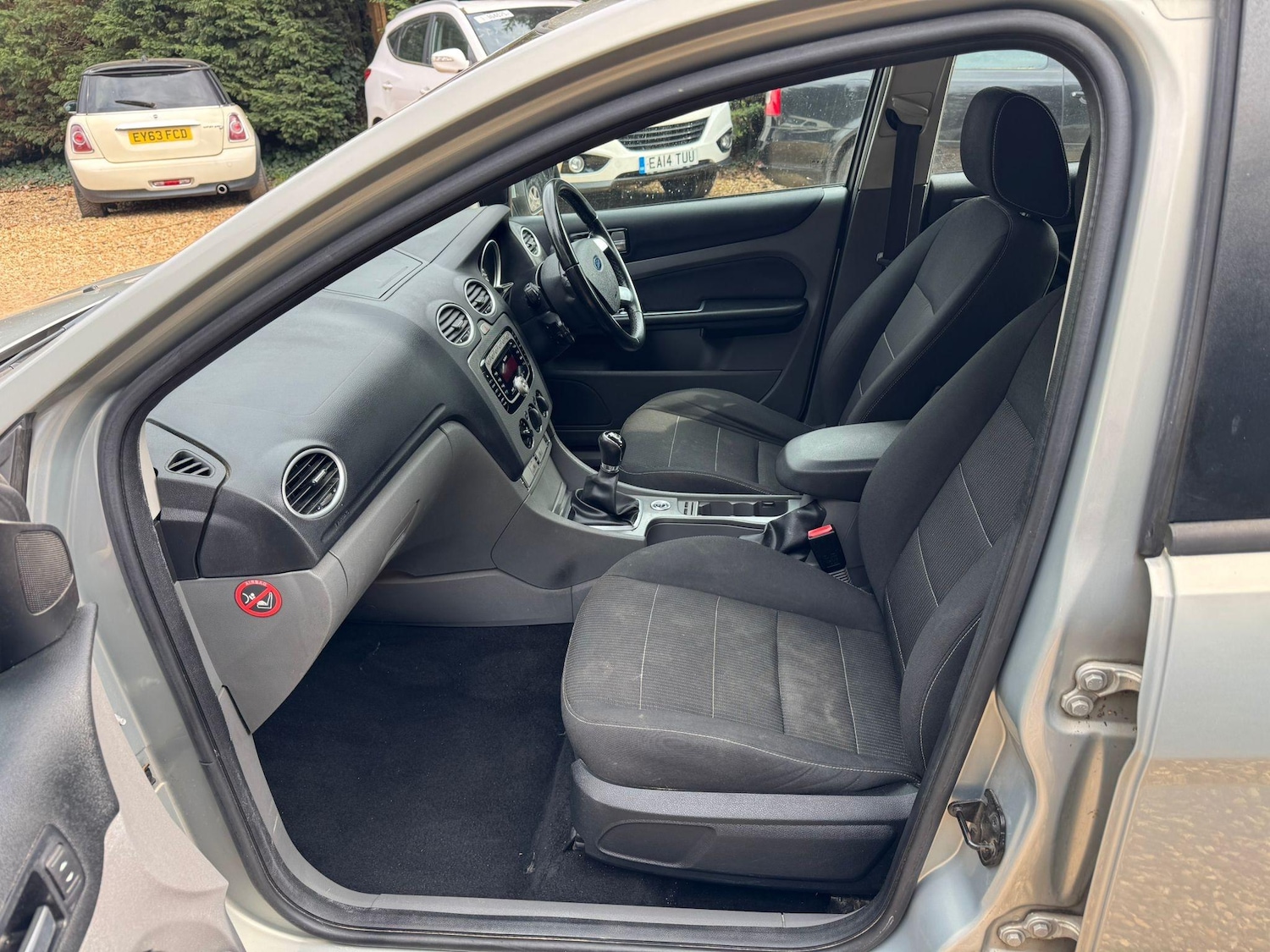 Used Ford Focus 2010 for sale - 77989471: Photo 12