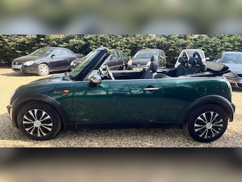 Used MINI Convertible 2007 for sale - 78682215: Photo