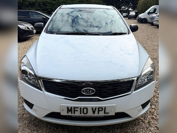Used Kia Ceed 2010 for sale - 78524397: Photo