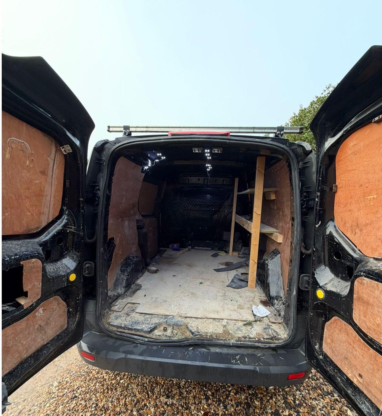 Used Ford Transit Connect 2017 for sale - 77844706: Photo 11