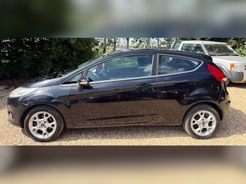 Used Ford Fiesta 2012 for sale - 78755375: Photo