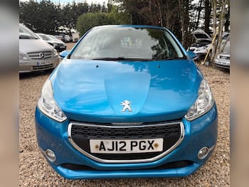 Used Peugeot 208 2012 for sale - 79846431: Photo