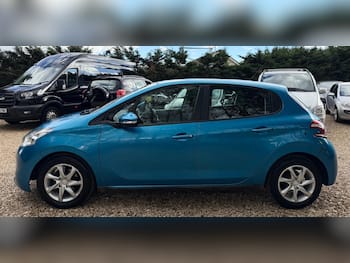 Used Peugeot 208 2012 for sale - 79846431: Photo