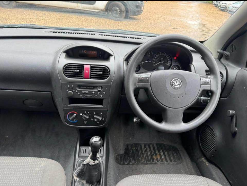 Used Vauxhall Corsa 2003 for sale - 77844707: Photo 10