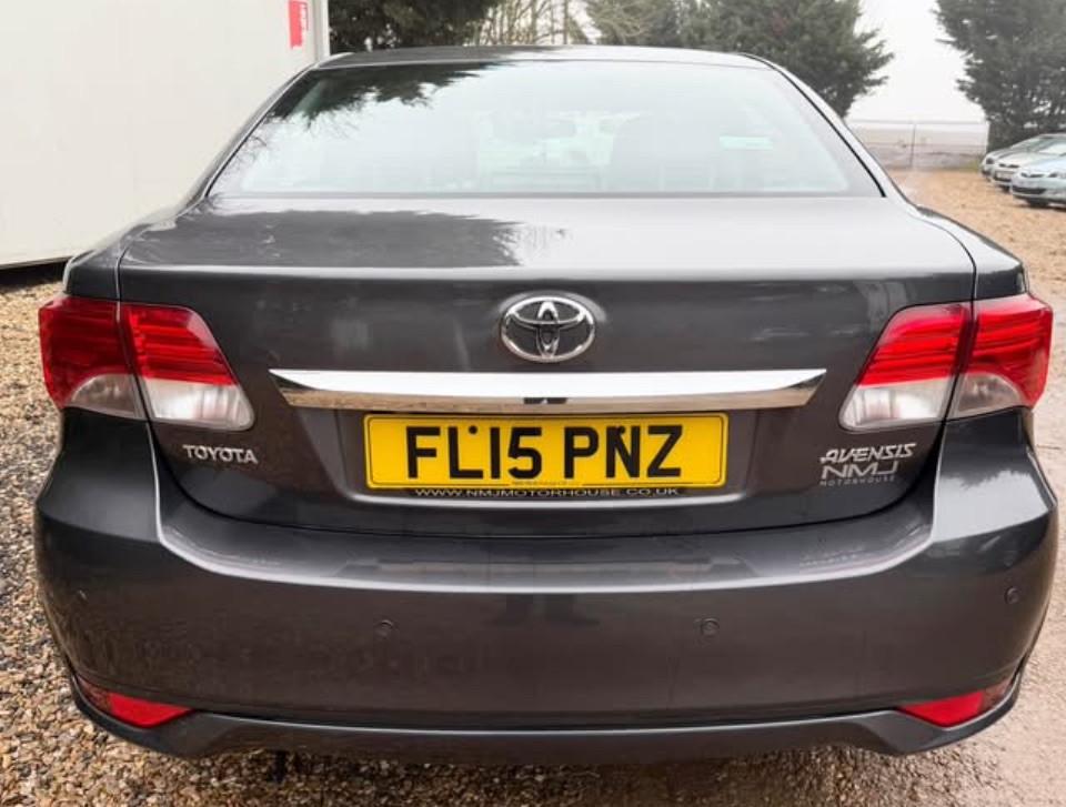 Used Toyota Avensis 2015 for sale - 77844705: Photo 7