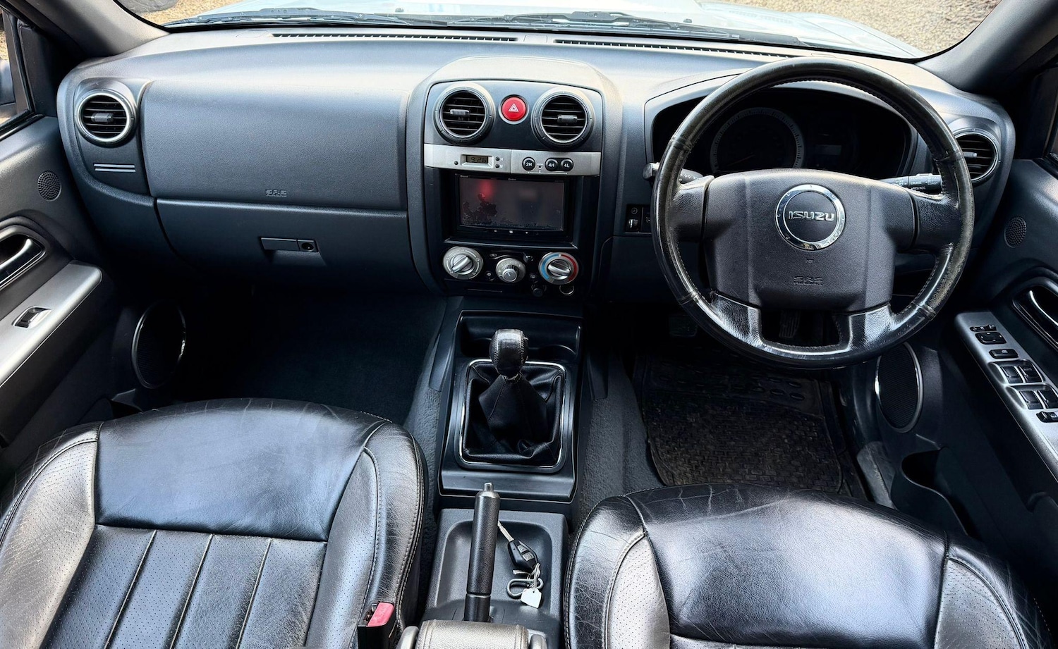 Used Isuzu Rodeo 2011 for sale - 77930955: Photo 13