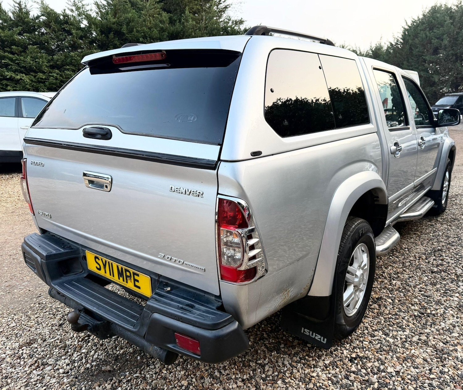 Used Isuzu Rodeo 2011 for sale - 77930955: Photo 6