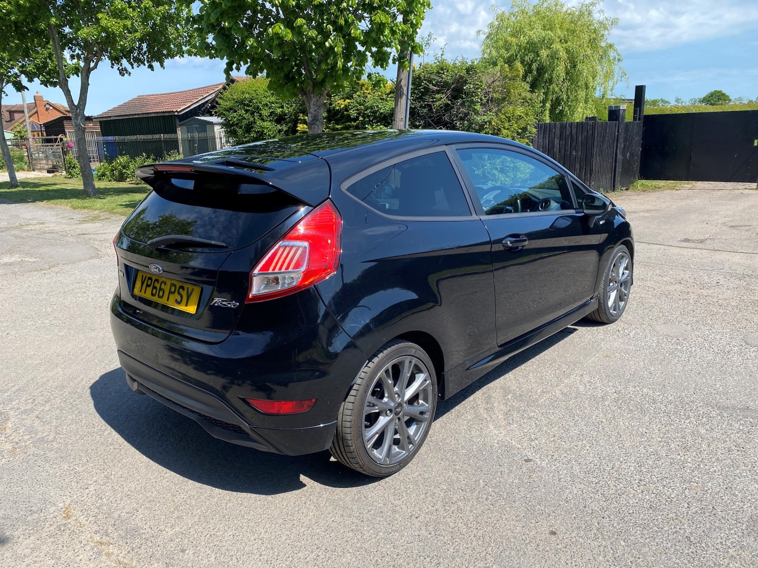 Used Ford Fiesta 2016 for sale - 77746305: Photo 6