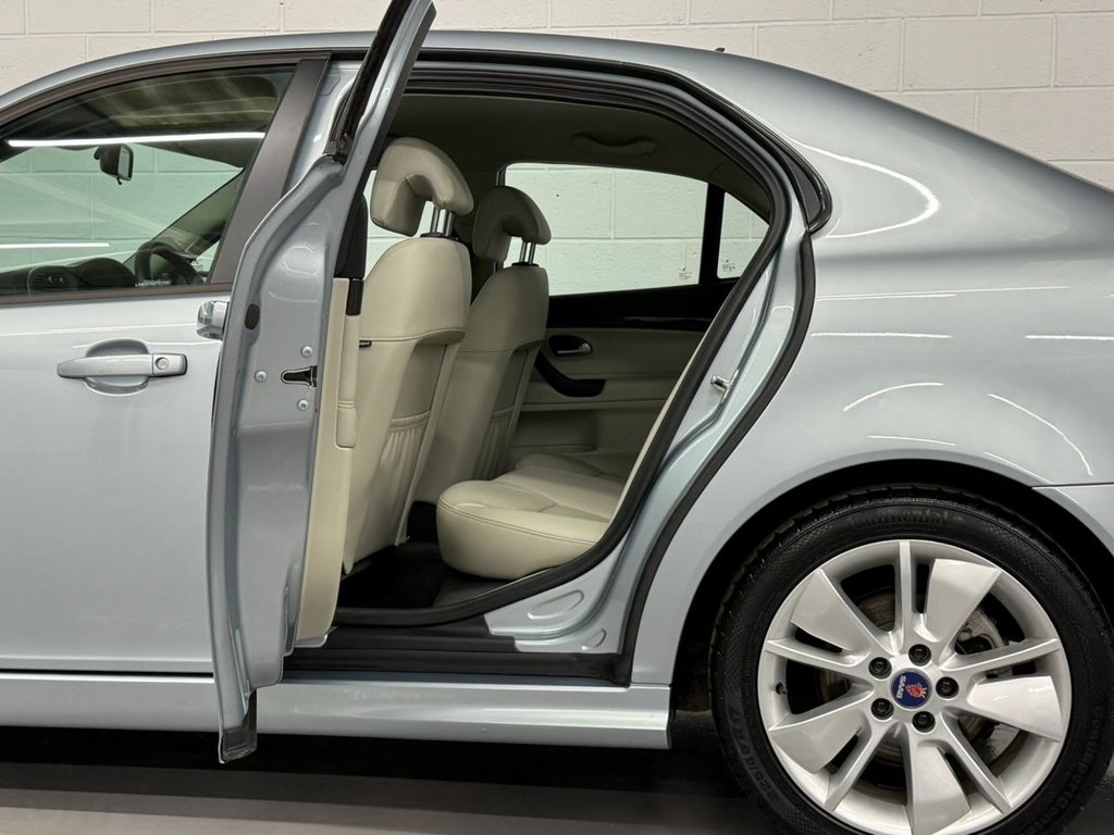 Used Saab 9-3 2010 for sale - 77667164: Photo 36