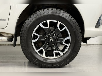 Used Toyota Hilux 2017 for sale - 78524931: Photo