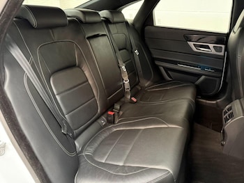 Used Jaguar XF 2018 for sale - 79161788: Photo