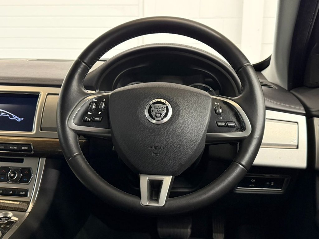 Used Jaguar XF 2013 for sale - 77027434: Photo 13