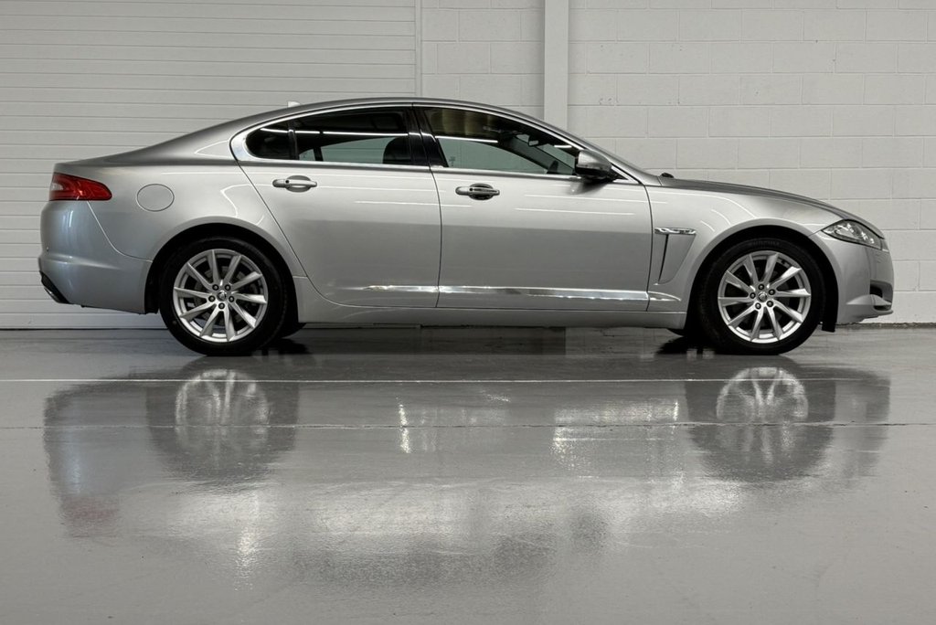 Used Jaguar XF 2013 for sale - 77027434: Photo 2