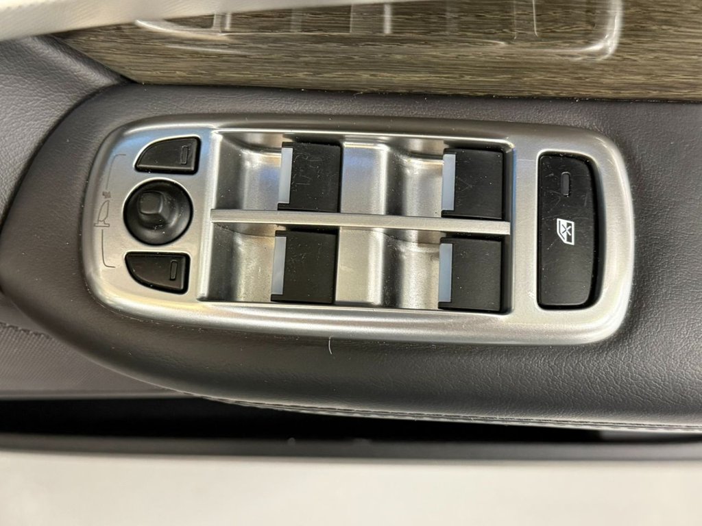 Used Jaguar XF 2013 for sale - 77027434: Photo 24