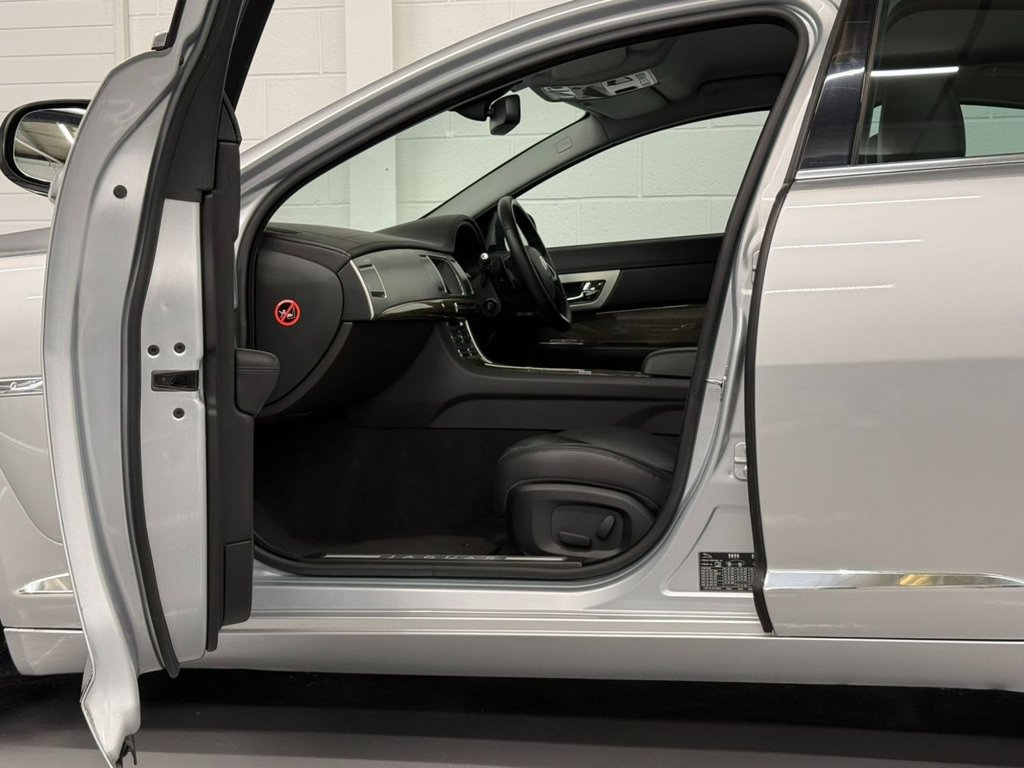 Used Jaguar XF 2013 for sale - 77027434: Photo 34