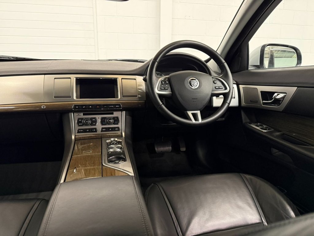 Used Jaguar XF 2013 for sale - 77027434: Photo 39