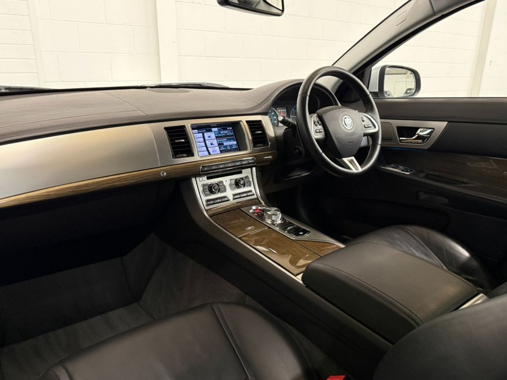 Used Jaguar XF 2013 for sale - 77027434: Photo 43