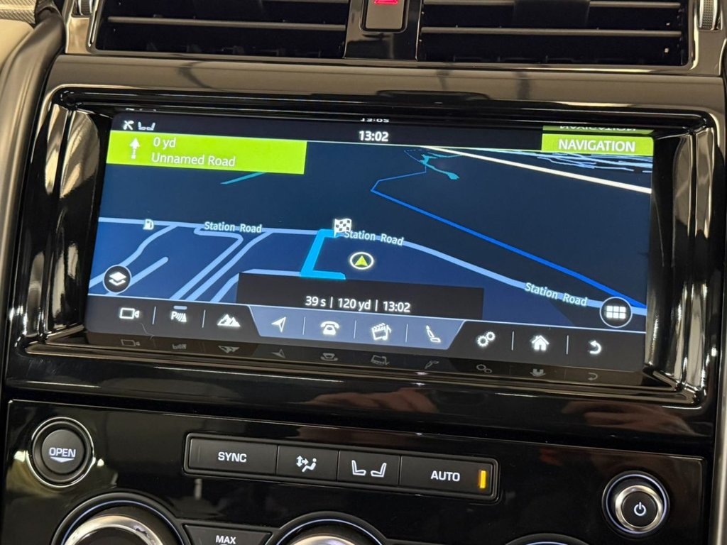 Used Land Rover Discovery 2018 for sale - 77967303: Photo 19