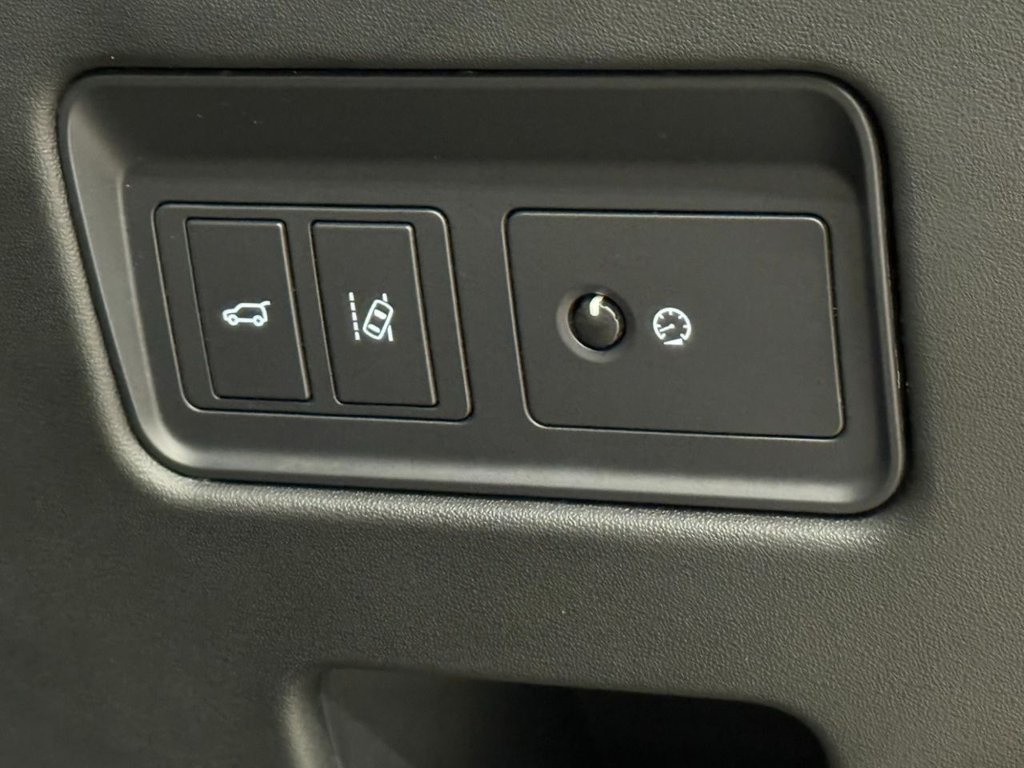 Used Land Rover Discovery 2018 for sale - 77967303: Photo 46