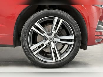 Used Volvo XC60 2019 for sale - 79728385: Photo
