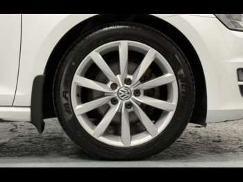 Used Volkswagen Golf 2015 for sale - 75220757: Photo