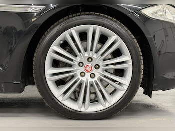 Used Jaguar XJ 2012 for sale - 78153980: Photo