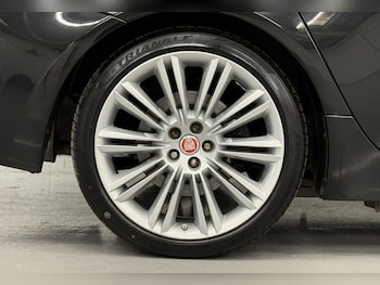 Used Jaguar XJ 2012 for sale - 78153980: Photo