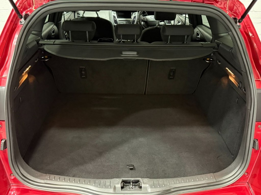 Used Ford Focus 2016 for sale - 76148087: Photo 10