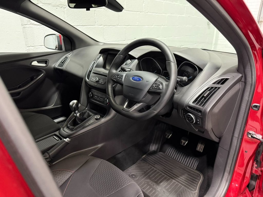Used Ford Focus 2016 for sale - 76148087: Photo 6