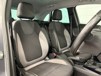 Used Vauxhall Crossland X 2018 for sale - 78315615: Photo