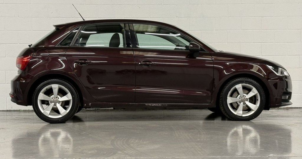 Used Audi A1 2015 for sale - 78134548: Photo 2