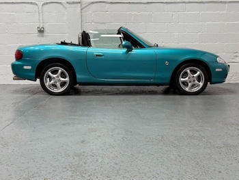 Used Mazda MX-5 2003 for sale - 75619638: Photo