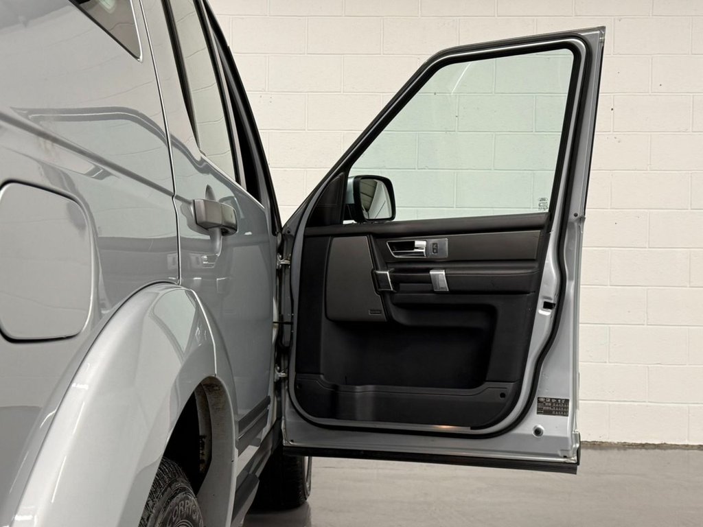 Used Land Rover Discovery 2010 for sale - 77302671: Photo 29