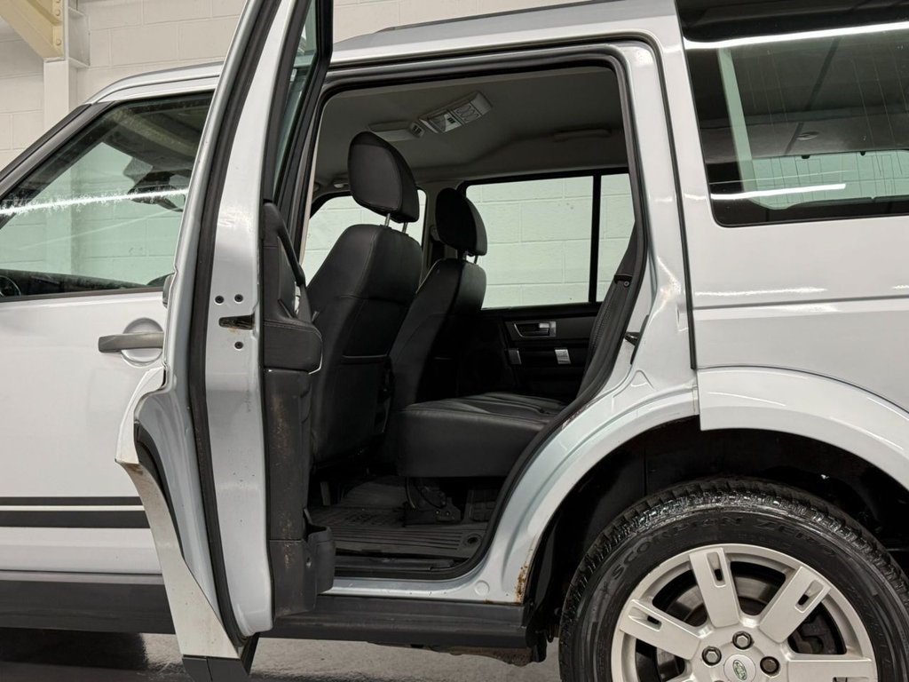 Used Land Rover Discovery 2010 for sale - 77302671: Photo 41