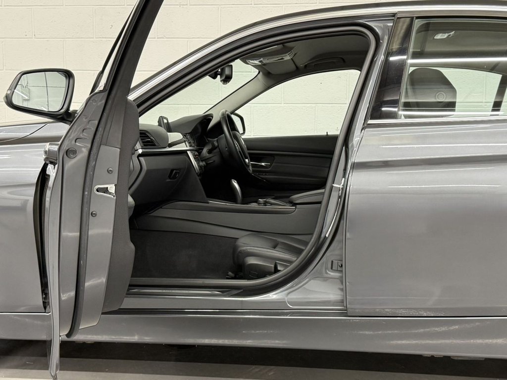 Used BMW 3 Series 2012 for sale - 77967251: Photo 37