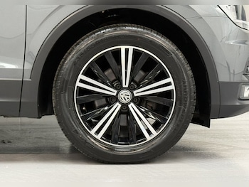 Used Volkswagen Tiguan 2018 for sale - 79059554: Photo