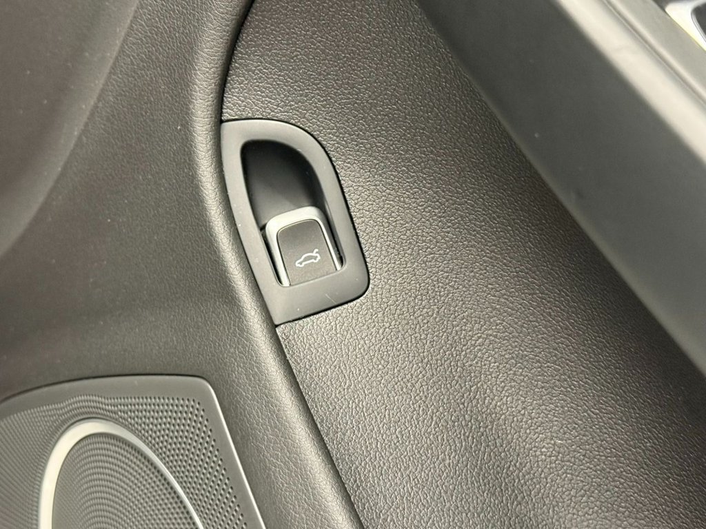 Used Audi A4 2015 for sale - 77680631: Photo 41