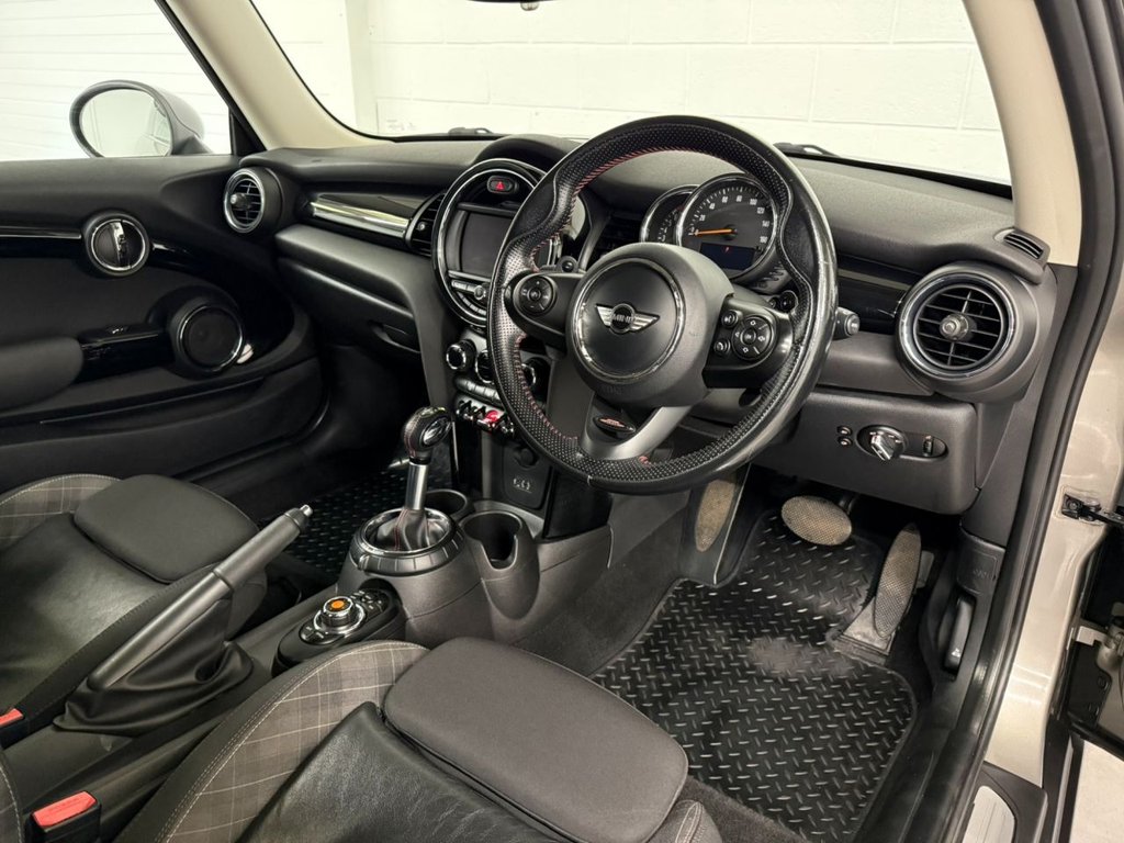 Used MINI Hatch 2017 for sale - 77655352: Photo 11