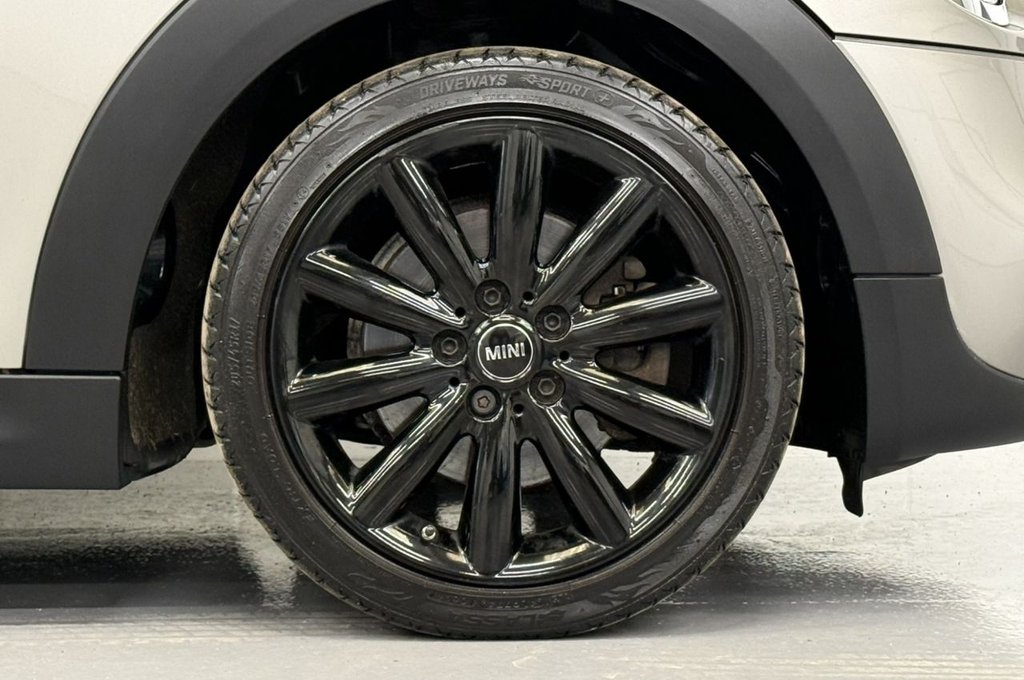 Used MINI Hatch 2017 for sale - 77655352: Photo 3